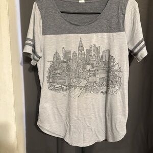 Gray Colorblock Downtown Columbus, Ohio City Graphic Tee - Women